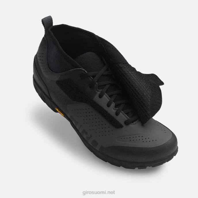 Giro tumma varjo/musta sukupuolineutraali terraduro-välikenkä LNB41062